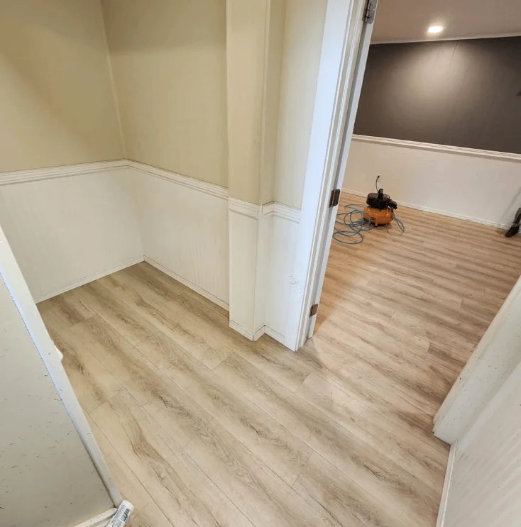 Laminate Flooring Services in Calgary